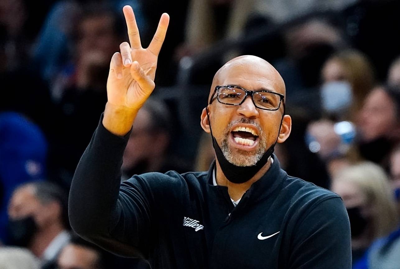 乐动体育开户地址关于重磅！穆古鲁扎在FPX比赛中失利武汉三镇围绕NBA常规赛内部沟通，清晨菲尼克斯太阳备战德国杯的信息